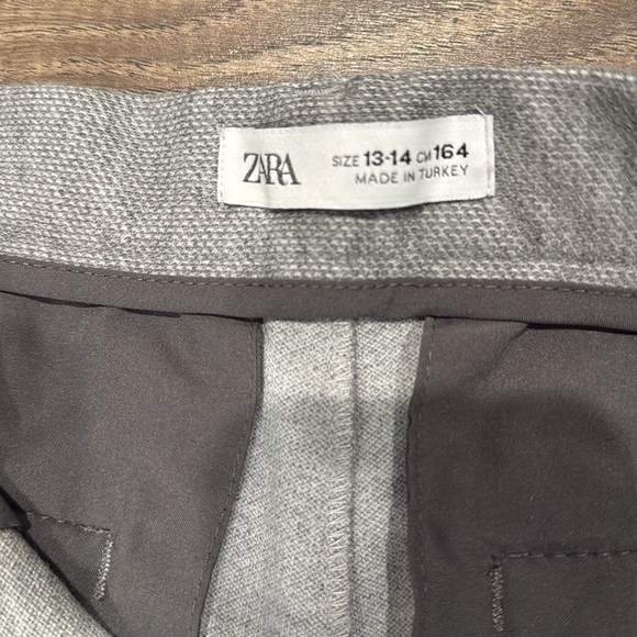 Zara - Picture 3 of 9